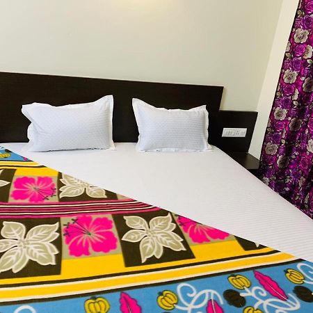Strategic Inn Puri Luaran gambar