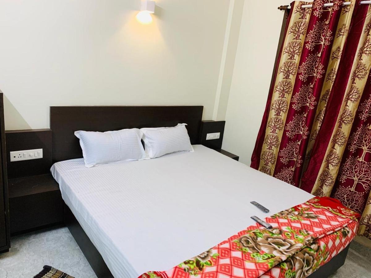 Strategic Inn Puri Luaran gambar