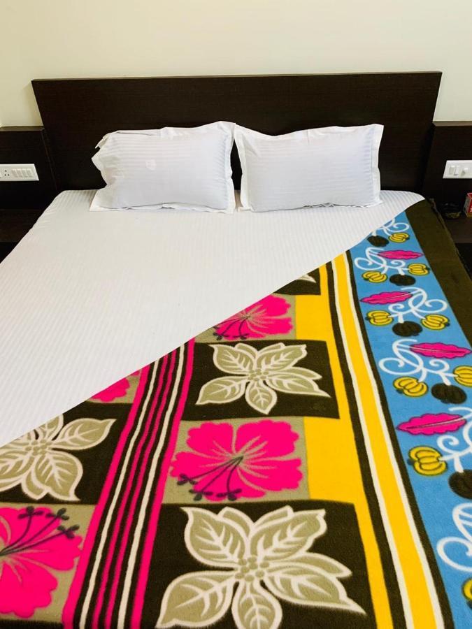 Strategic Inn Puri Luaran gambar