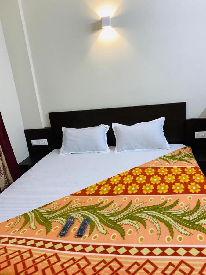 Strategic Inn Puri Luaran gambar