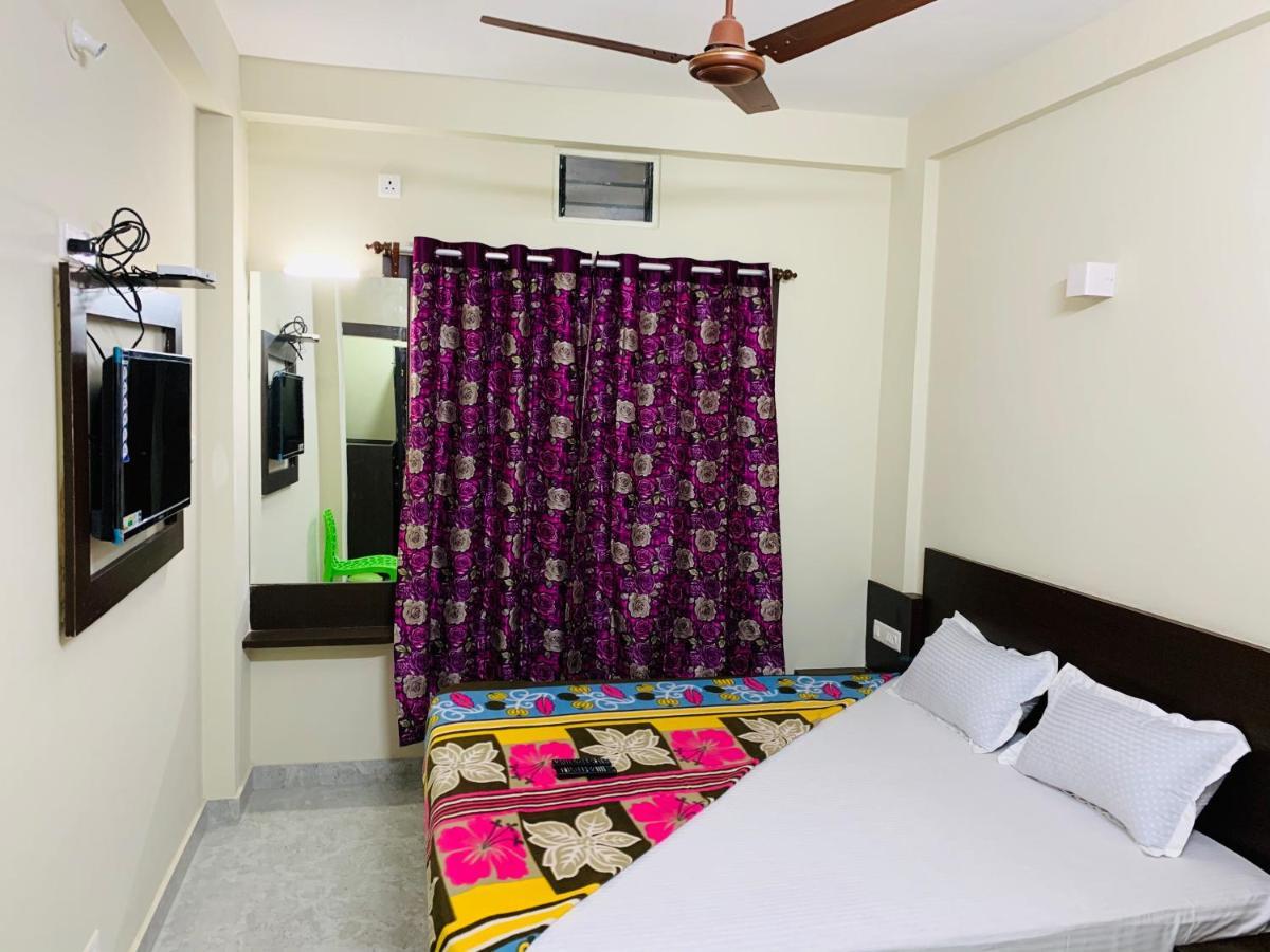 Strategic Inn Puri Luaran gambar